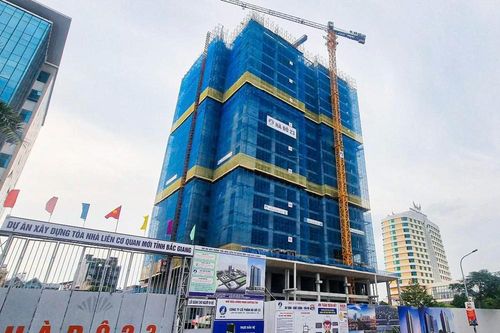 Bắc Giang: 'Vượt nắng, thắng mưa' đưa dự án tòa nhà trụ sở liên cơ quan sớm về đích