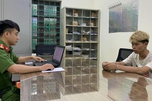 Nhóm cướp 'nhí' manh động mang theo hung khí cướp tài sản