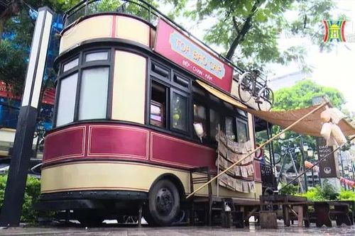 Tái hiện không gian Hà Nội xưa qua toa tàu nhỏ