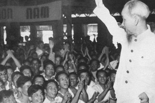 Thực hiện nghiêm túc dân chủ trong Đảng, trong dân