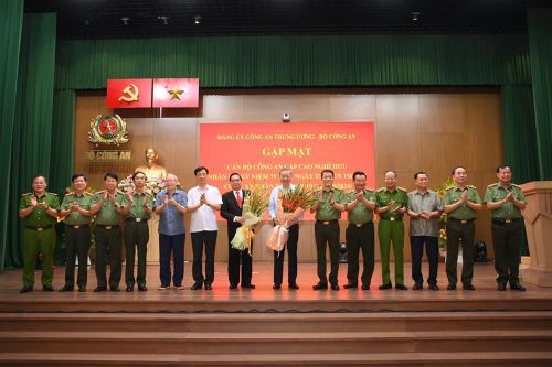 Bộ Công an gặp mặt tri ân các thế hệ lãnh đạo, sĩ quan cấp cao nghỉ hưu tại Hà Nội
