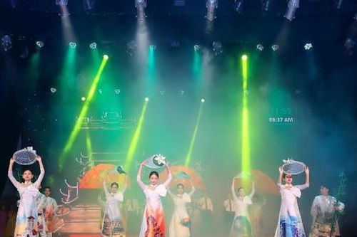 Hơn 1.000 người tham gia liên hoan nghệ thuật 'Hà Nội - Niềm tin hy vọng' quận Cầu Giấy