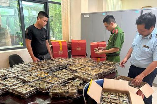 Hà Nội tăng cường kiểm tra, bảo đảm an toàn thực phẩm dịp Tết Trung thu 2024