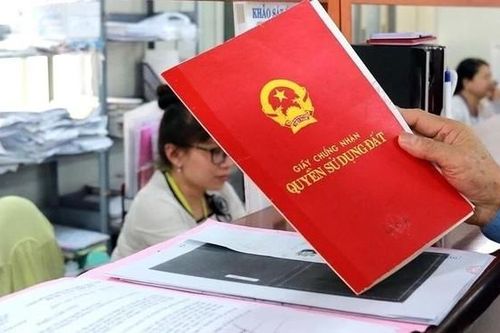 Đất của ông bà để lại chỉ có giấy tặng cho, làm sổ đỏ thế nào?