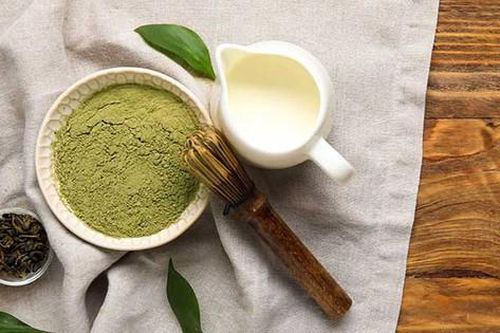 Công thức làm đẹp da từ trà xanh