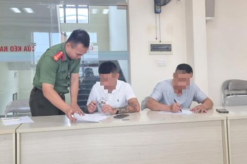 Sự thật thông tin Phường bắt xóa bỏ hình sơn lá cờ Tổ quốc trên tường nhà dân ở Quảng Ninh