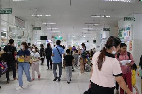 TPHCM: Hơn 20 triệu lượt người khám chữa bệnh trong 6 tháng đầu năm
