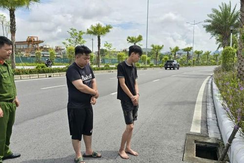 Nhóm bảo vệ trộm nắp cống trên tuyến đường bao biển Hạ Long - Cẩm Phả