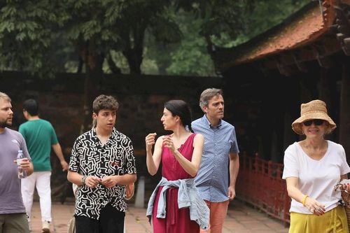 Du lịch Việt trước 'mùa vàng'