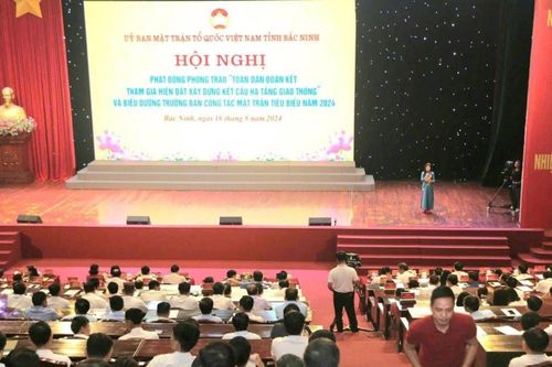 Bắc Ninh phát động phong trào 'Toàn dân đoàn kết tham gia hiến đất xây dựng kết cấu hạ tầng giao thông'