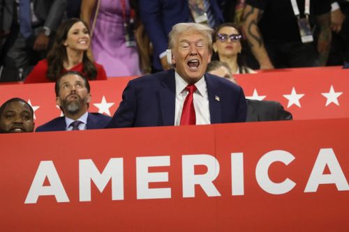 Ván cược mới của ông Trump