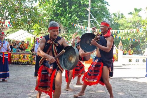 Bảo tồn, phát triển văn hóa, văn nghệ dân gian các dân tộc miền núi