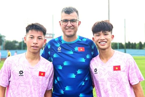 U16 Việt Nam dự giải U16 quốc tế Peace Cup 2024: Đổi vận với thầy ngoại?