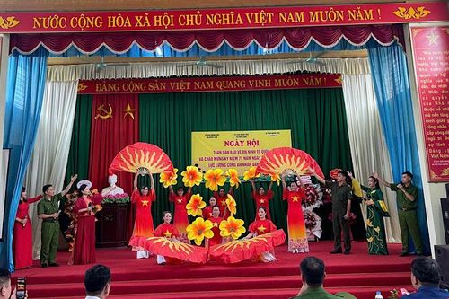 Rộn ràng 'Ngày hội toàn dân bảo vệ An ninh Tổ quốc'