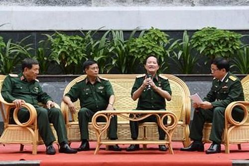80 năm lắng đọng nghĩa tình