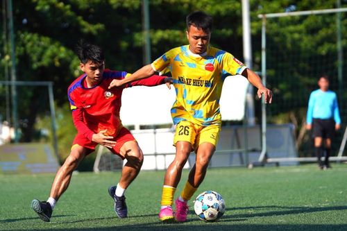 Giải bóng đá truyền thống tranh Cúp Chuyên đề Công an TP Đà Nẵng: V&V FC 2-5 CK Store FC