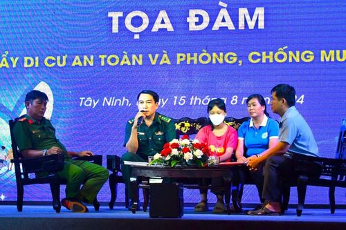 Không trẻ em nào bị bỏ lại phía sau trong cuộc chiến phòng, chống mua bán người