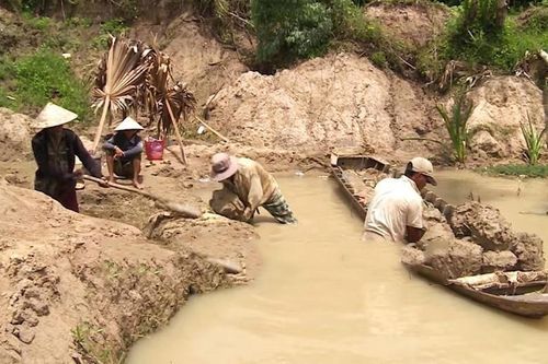 Thắp sáng lửa nghề nắn nồi đất truyền thống của người Khmer ở Kiên Giang