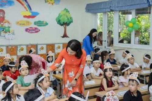 Thực hiện chủ trương lương nhà giáo được ưu tiên xếp cao nhất