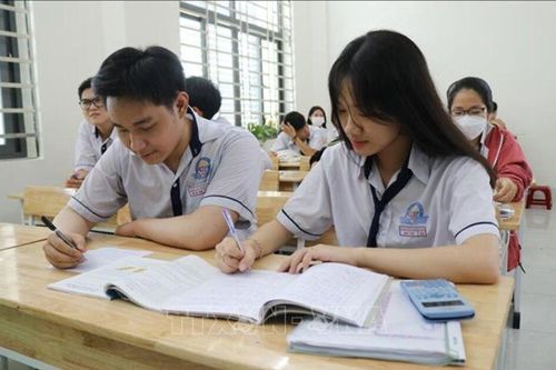 Kỳ thi Tốt nghiệp THPT 2025: Sẽ sớm công bố đề thi minh họa