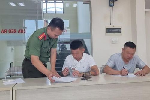 Xử lý người đưa thông tin không đúng về việc sơn cờ Tổ quốc lên tường nhà