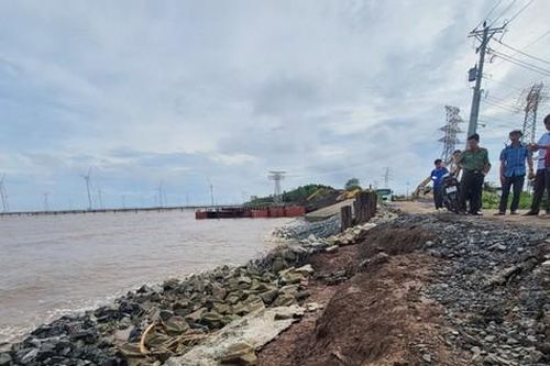 Quay cuồng trong cơn khát cát - Bài 4: Lãnh đạo nhiều tỉnh đau đầu