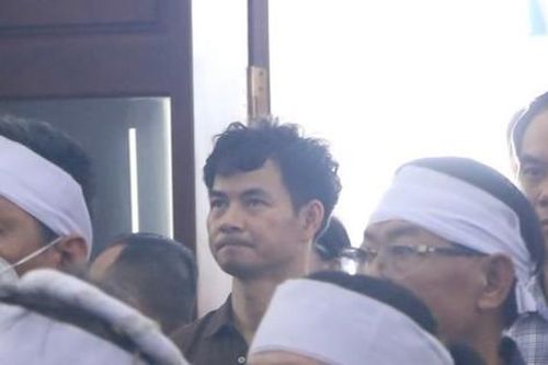 NSND Xuân Bắc tiễn đưa nghệ sĩ Hữu Độ