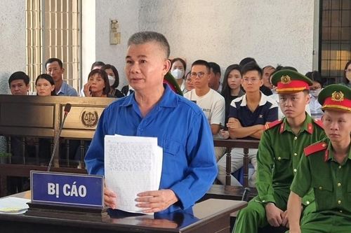 Xúc phạm nhiều tổ chức và cá nhân, Facebooker Trần Minh Lợi bị phạt 5 năm tù