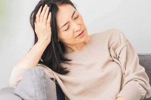 Sự thật phụ nữ mãn kinh muộn sống lâu hơn, kéo dài thời gian này bằng cách nào?