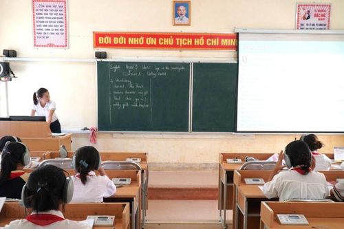 Vùng cao Nghệ An 'khát' giáo viên Tiếng Anh