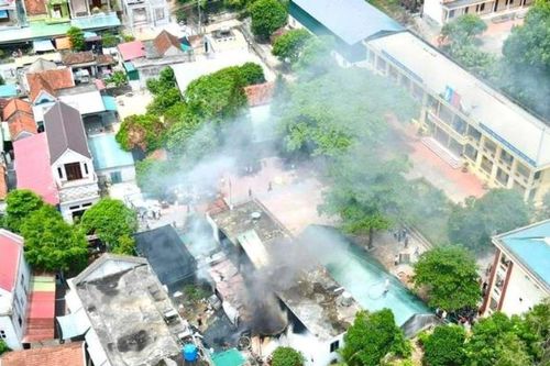 Cháy kho xưởng ngư cụ đi biển ở thị xã Hoàng Mai, ước thiệt hại hơn nửa tỉ đồng