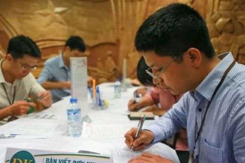 Long An tồn đọng hàng chục nghìn giấy phép lái xe chưa in do thiếu phụ kiện