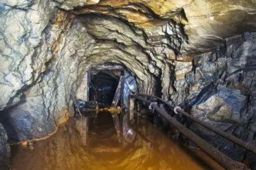 Bí ẩn mỏ vàng cô đơn nhất thế giới Có vàng ở khắp mọi nơi nhưng không ai dám đào