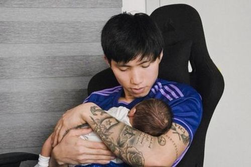 Đoàn Văn Hậu 'thả thính' về việc cho con trai chọn ngành học