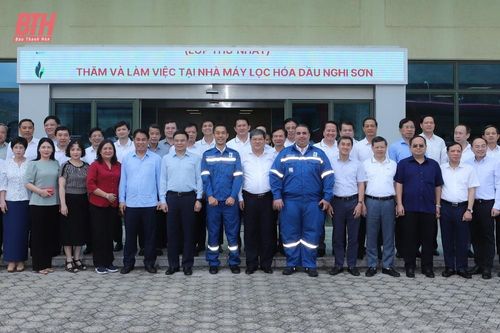 Đoàn cán bộ quy hoạch Ủy viên Ban Chấp hành Trung ương Đảng khóa XIV thăm, khảo sát thực tế tại Khu kinh tế Nghi Sơn