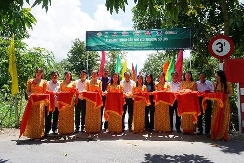 Khánh thành 'Cầu nối yêu thương' số 108, 109 tại huyện Cao Lãnh