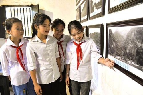 Cuộc đời đồng chí Lương Văn Tri qua những tư liệu, hiện vật lịch sử