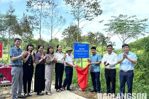 Tràng Định: Khánh thành công trình đường bê tông xi măng Đông Slèo, thôn Cốc Toòng – Thà Lừa, xã Chí Minh