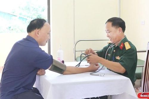 Bệnh xá quân dân y kết hợp