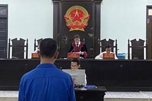 Lãnh án tù 4 đợt liên tiếp vì 'quậy phá' trụ sở cơ quan nhà nước