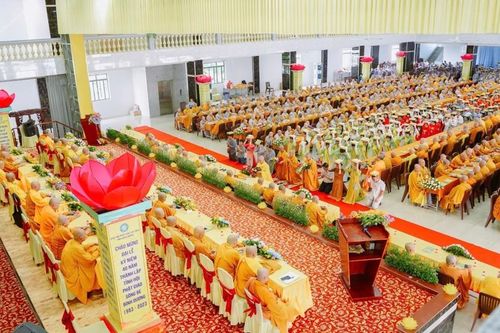 Bình Dương: Ban Trị sự GHPGVN tỉnh tạ pháp kết thúc mùa An cư kiết hạ Phật lịch 2568