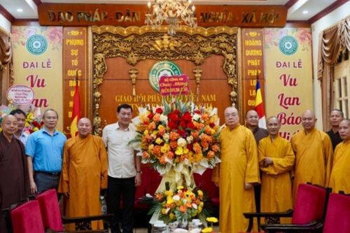 Hà Nội: Bộ Công an chúc mừng GHPGVN nhân mùa Vu lan - Báo hiếu Phật lịch 2568