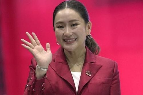 Con gái ông Thaksin được bầu làm thủ tướng Thái Lan