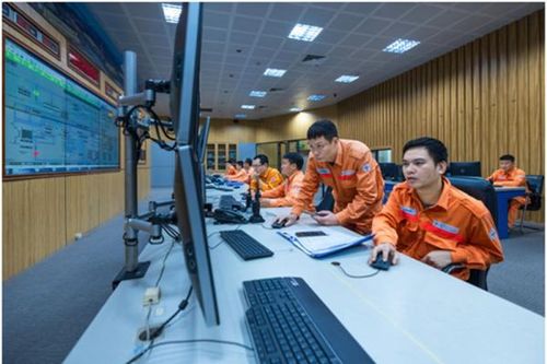 8 tháng đầu năm 2024: EVNGENCO2 quyết tâm 'bám máy, giữ lò', sản xuất đạt hơn 10,2 tỷ kWh điện