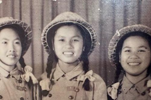 Bài tham dự Cuộc thi viết 'Kỷ niệm 70 năm Giải phóng Thủ đô: Ký ức tự hào'Vang vọng ký ức hào hùng