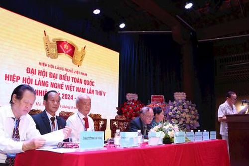 Ông Trịnh Quốc Đạt là Chủ tịch Hiệp hội Làng nghề Việt Nam