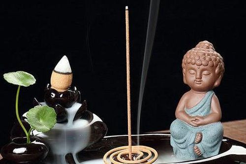 'Tháng cô hồn' đốt thứ này sẽ giúp cân bằng khí trường, phúc lộc, tài thọ, điều hòa cảm xúc tinh thần