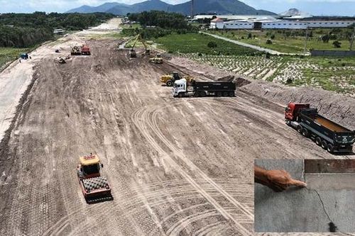 Nhà dân bị sụt lún, nứt vỡ do thi công cao tốc Cao Bồ - Mai Sơn