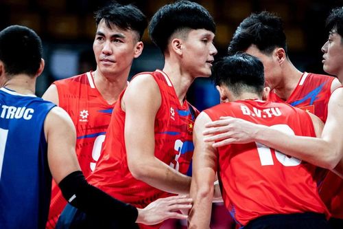 Tuyển bóng chuyền Việt Nam nhiều lần dẫn trước nhưng vẫn nhận thất bại quá đáng tiếc trước Thái Lan