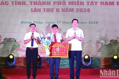 Nhận diện và tôn vinh giá trị cốt lõi của văn hóa gia đình